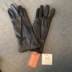 Black leather gloves